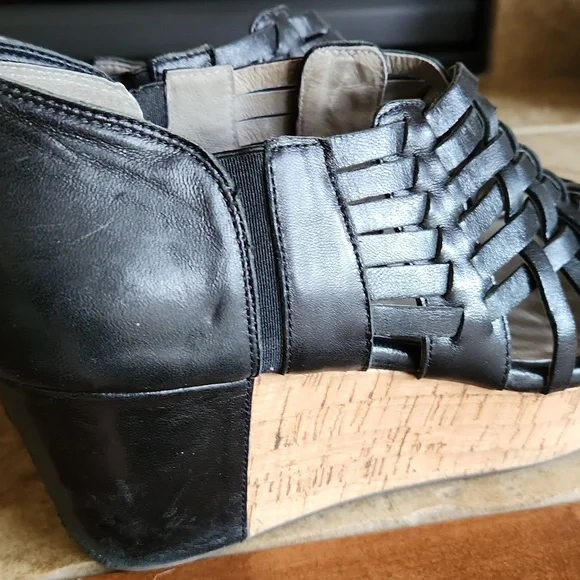 Black Wedge Sandals Womans Size 8 - Picture 6 of 10